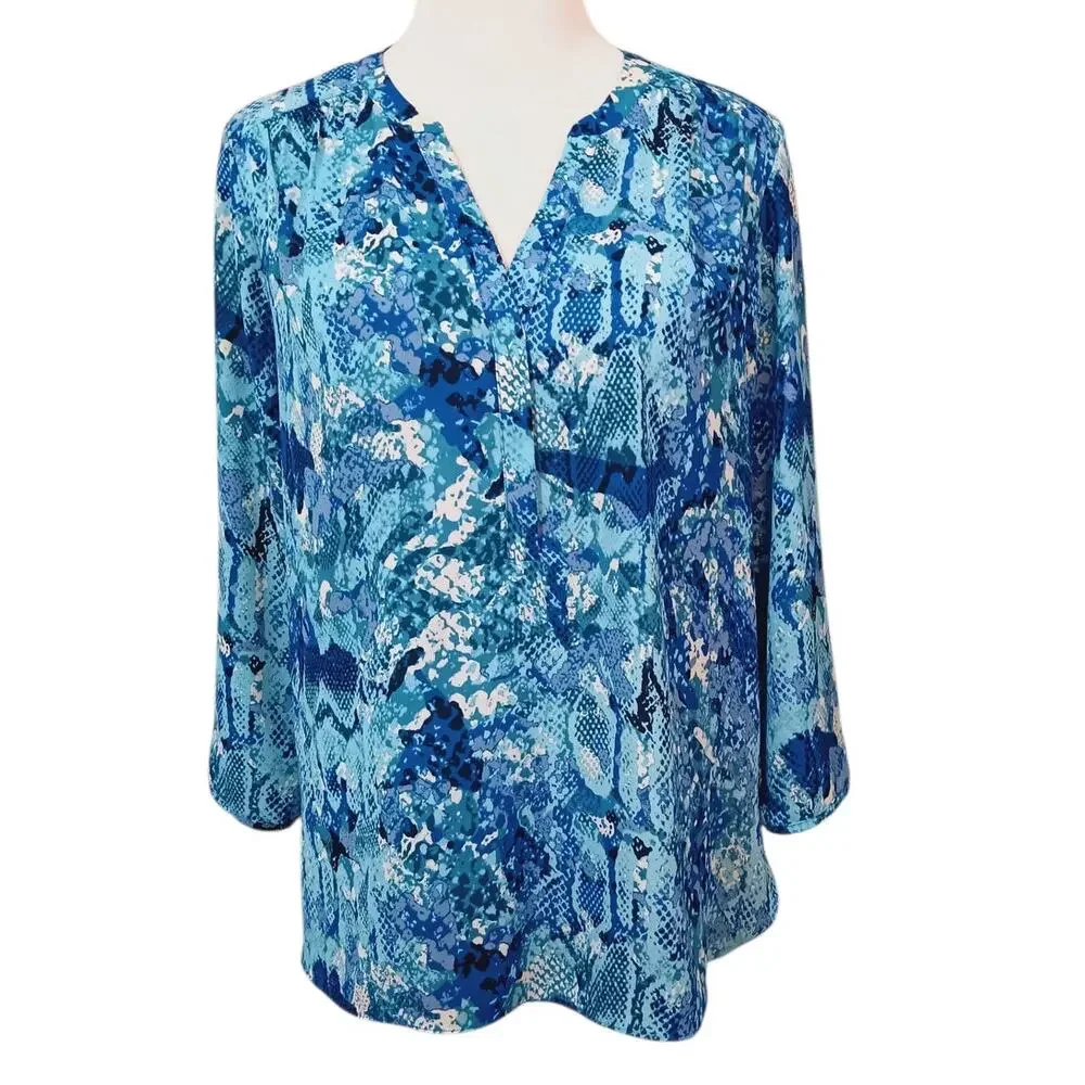 NYDJ Blouse Popover Top M Blue Snake Print Pleats‎ Dressy Career Office Event